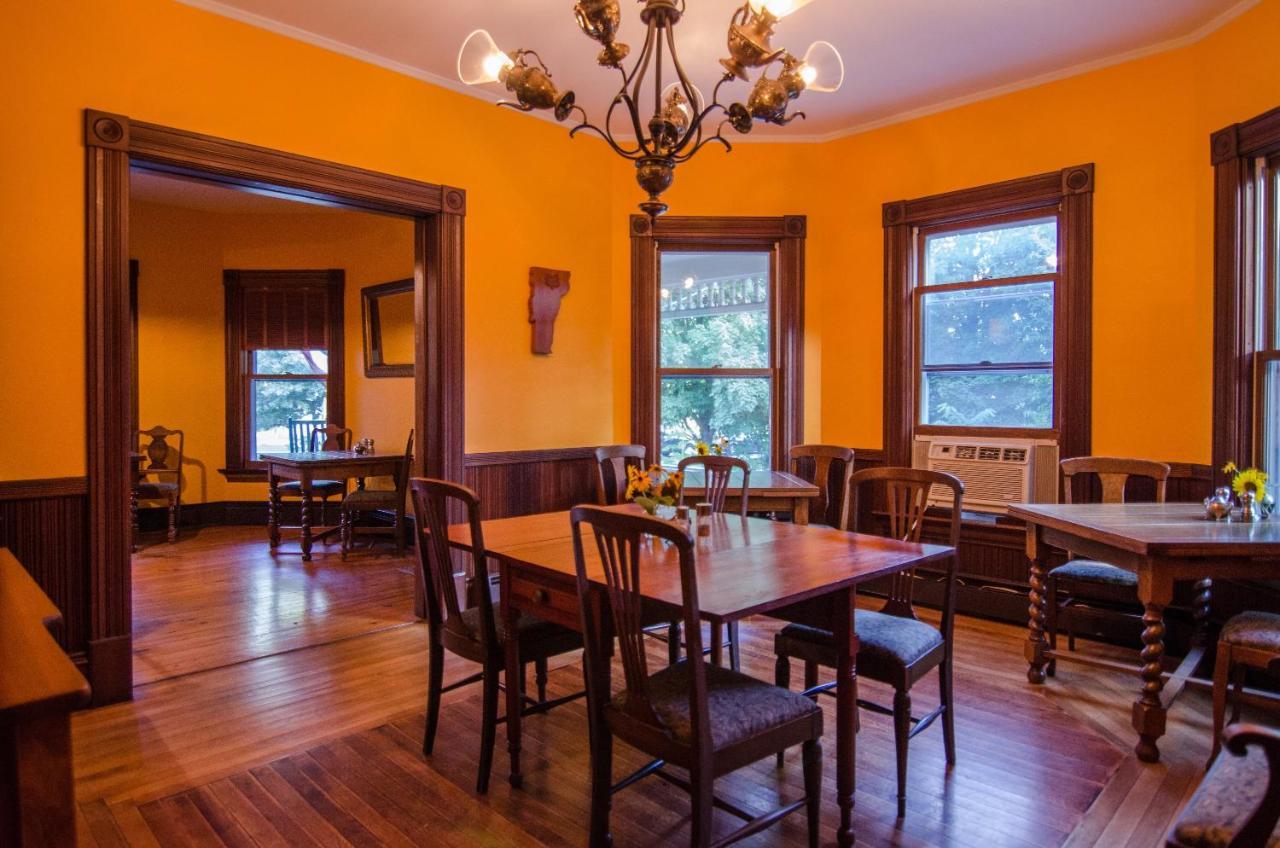 Heart Of The Village Bed & Breakfast In Shelburne Vt Buitenkant foto