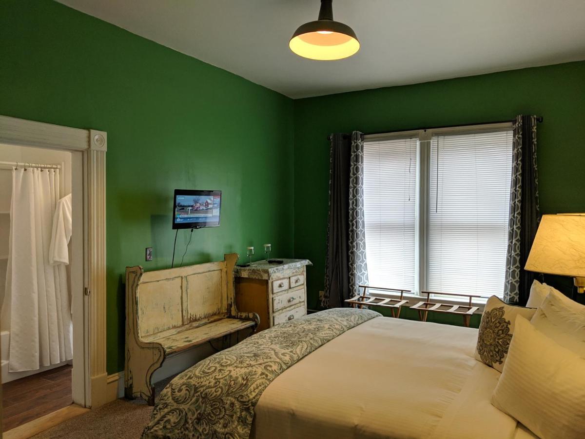 Heart Of The Village Bed & Breakfast In Shelburne Vt Kamer foto