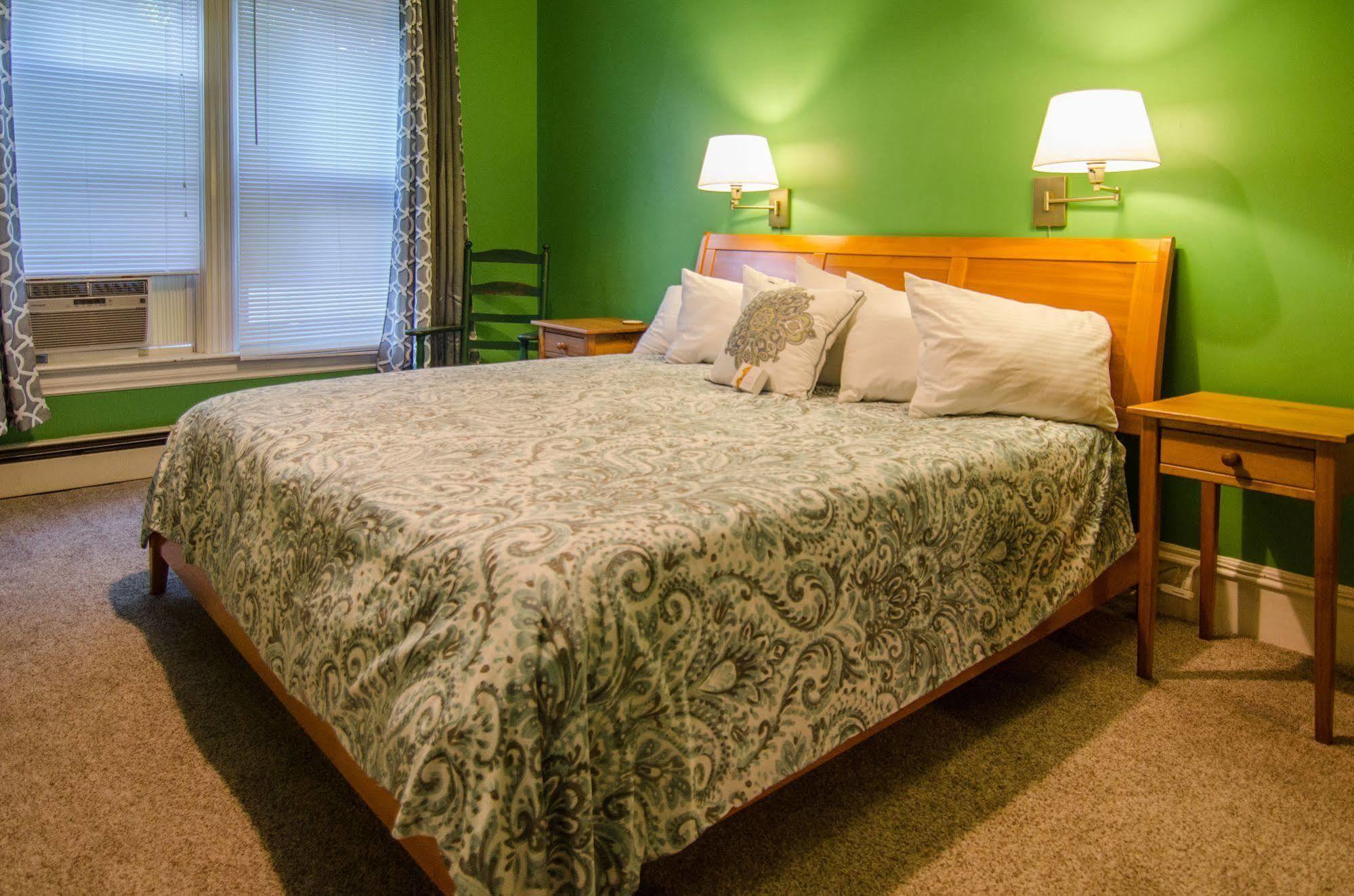 Heart Of The Village Bed & Breakfast In Shelburne Vt Buitenkant foto